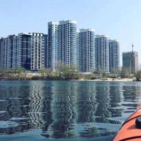 Жк Заречный Метро Славутич Kyiv Exterior foto